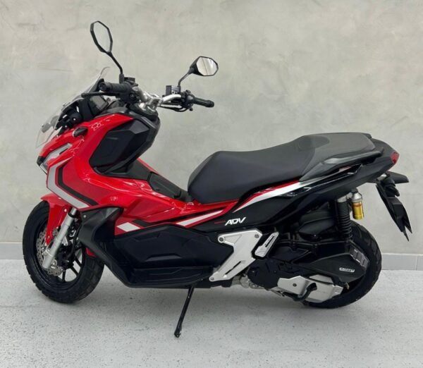 Honda ADV - Imagem 7