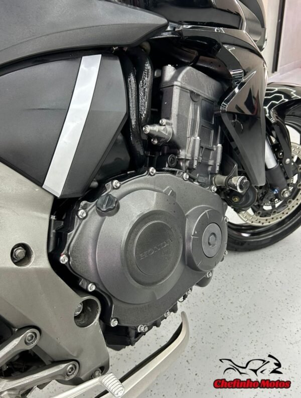 CB1000 - Imagem 3
