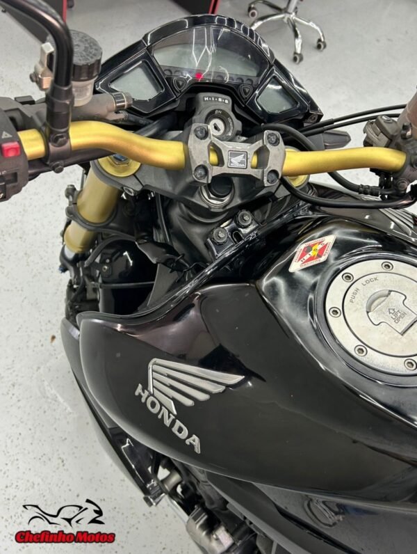 CB1000 - Imagem 8