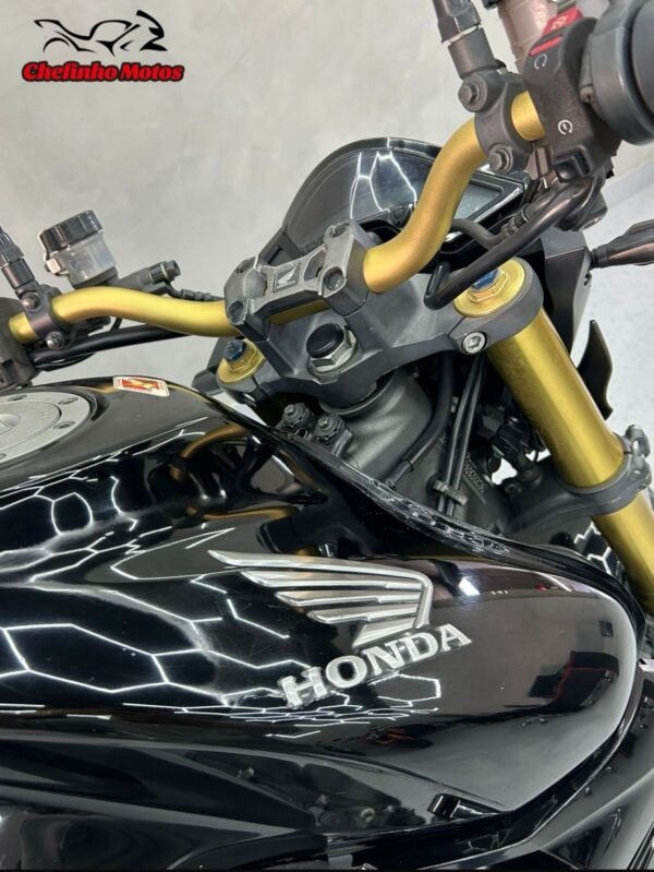 CB1000 - Imagem 9